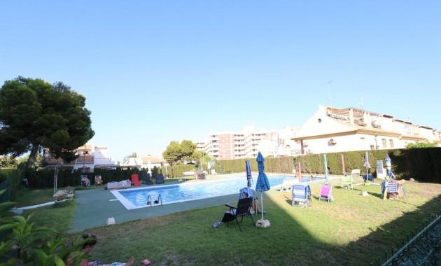Venta - Commercial Unit -
Orihuela Costa - La Zenia