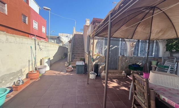 Venta - Terraced house -
Torrevieja - San luis