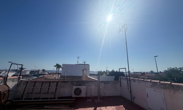 Venta - Terraced house -
Torrevieja - San luis