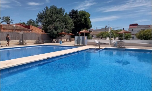Venta - Bungalow -
Torrevieja - El limonar