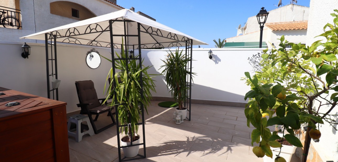 Venta - Detached Villa -
Orihuela Costa - La Florida
