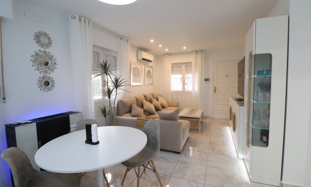 Venta - Detached Villa -
Orihuela Costa - La Florida