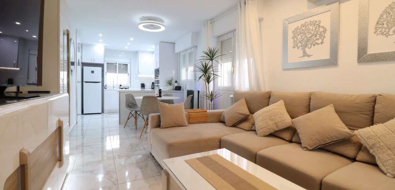 Venta - Detached Villa -
Orihuela Costa - La Florida