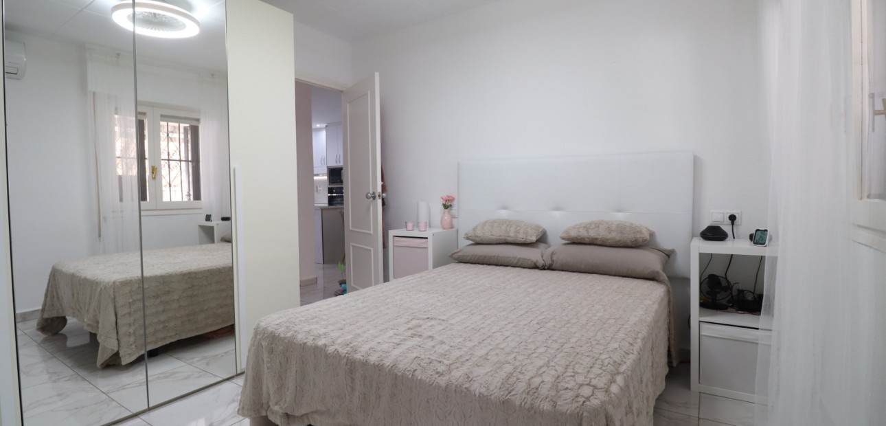 Venta - Detached Villa -
Orihuela Costa - La Florida