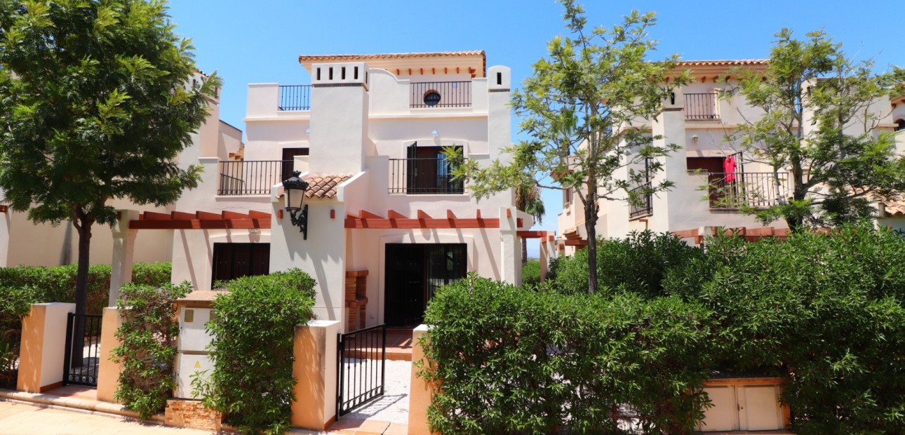 Venta - Semi Detached Villa -
Algorfa - La Finca Golf Resort