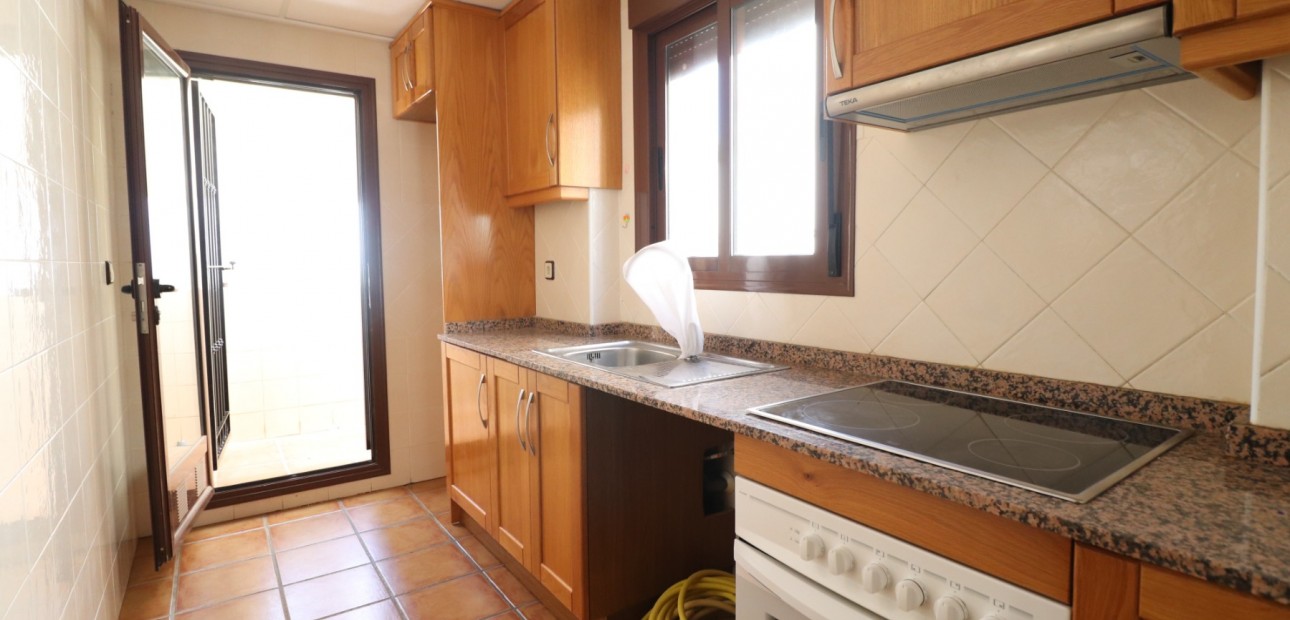Venta - Semi Detached Villa -
Algorfa - La Finca Golf Resort
