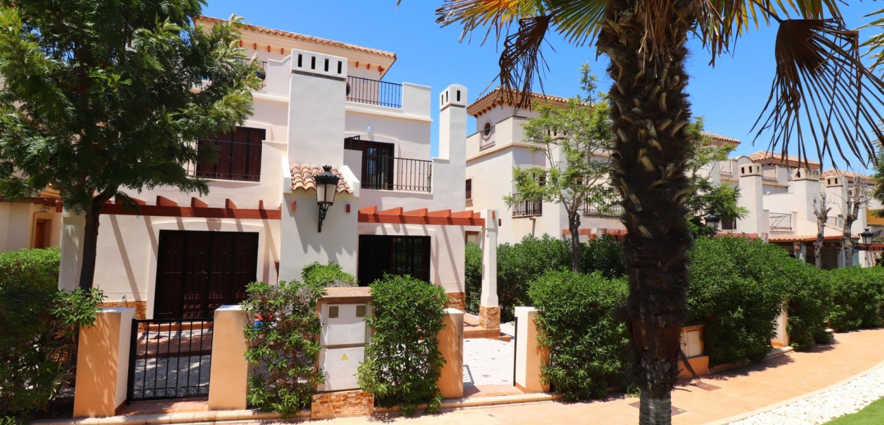 Venta - Semi Detached Villa -
Algorfa - La Finca Golf Resort