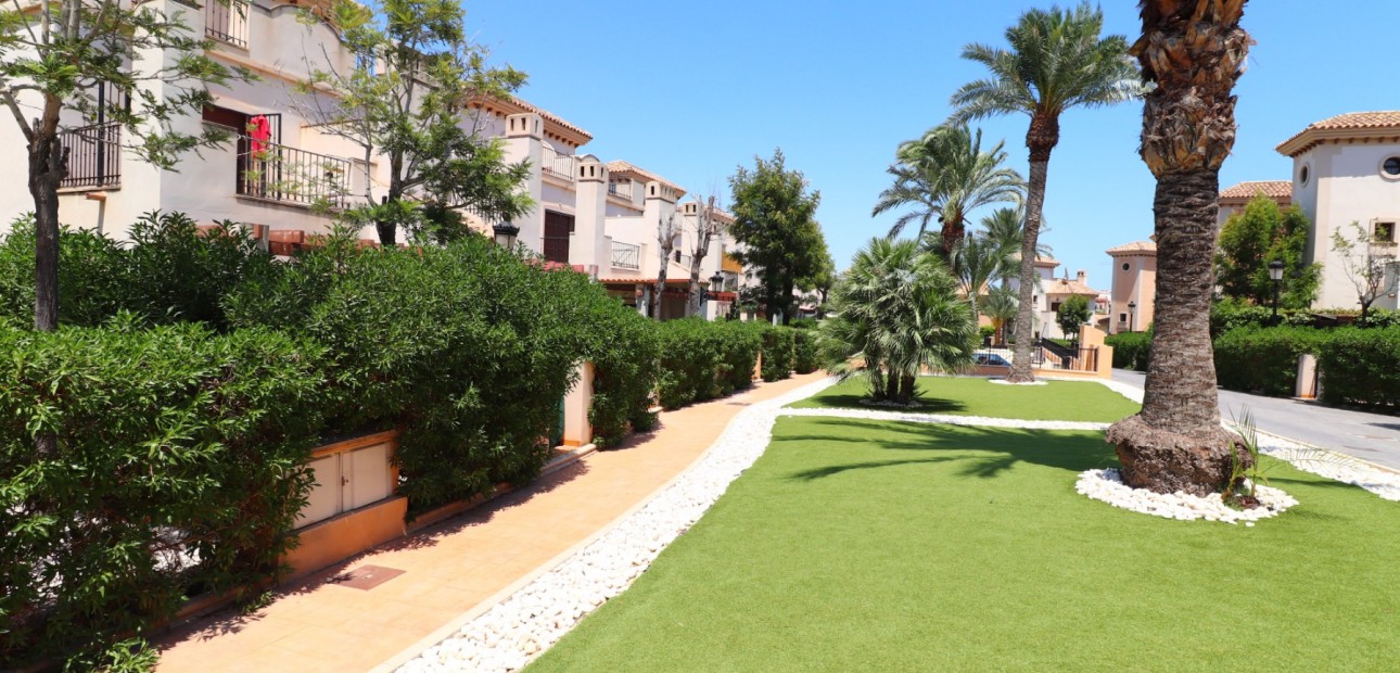 Venta - Semi Detached Villa -
Algorfa - La Finca Golf Resort
