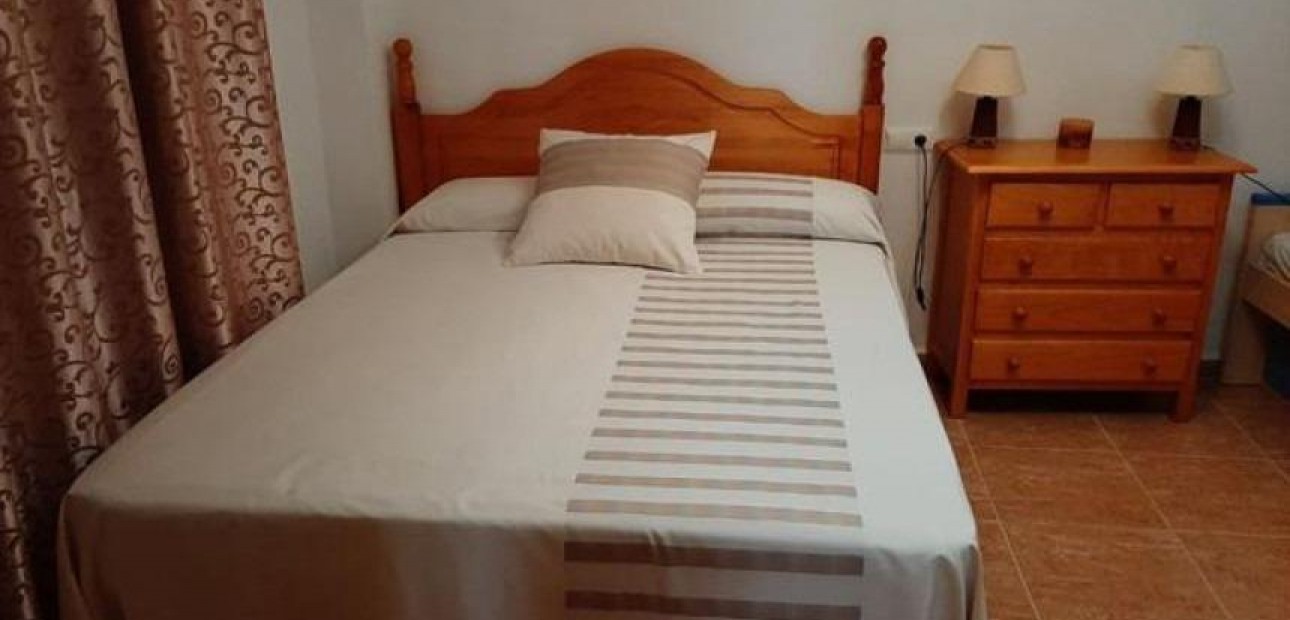 Venta - Apartamento / piso -
Torrevieja - Playa del cura