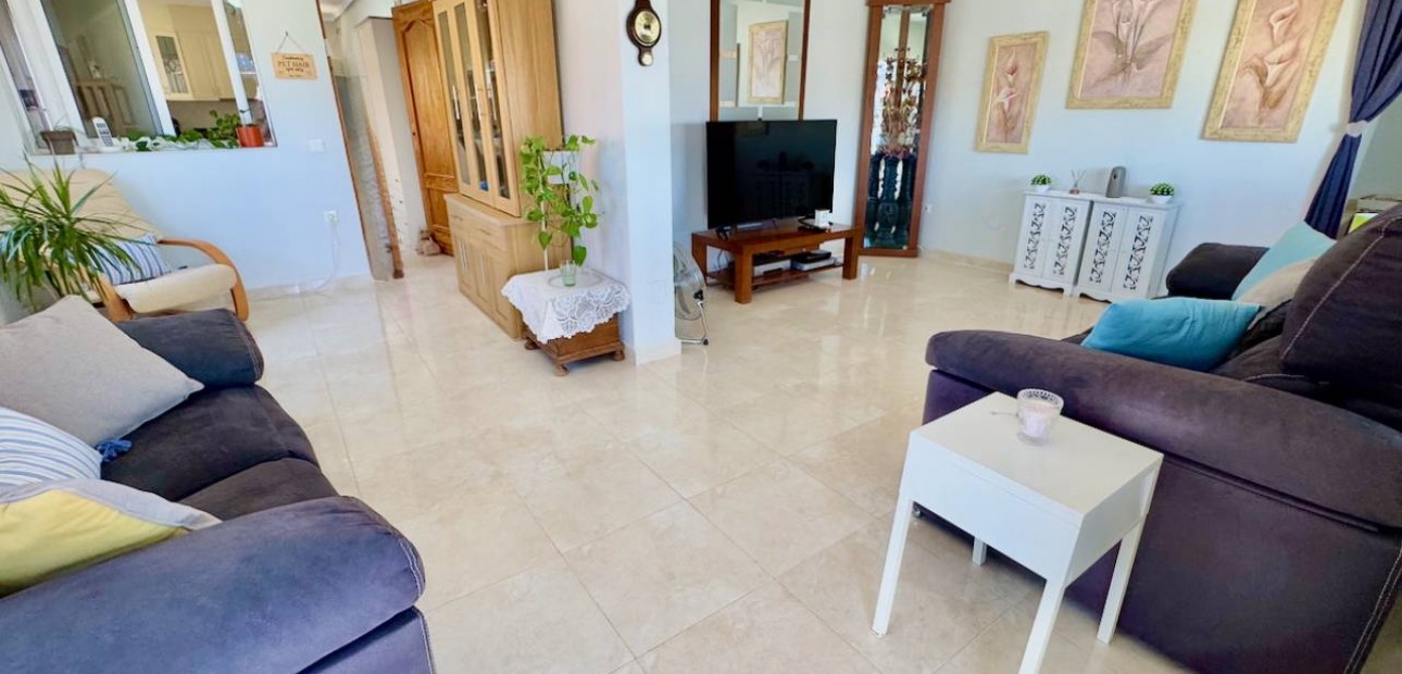 Herverkoop - Villa -
Ciudad Quesada