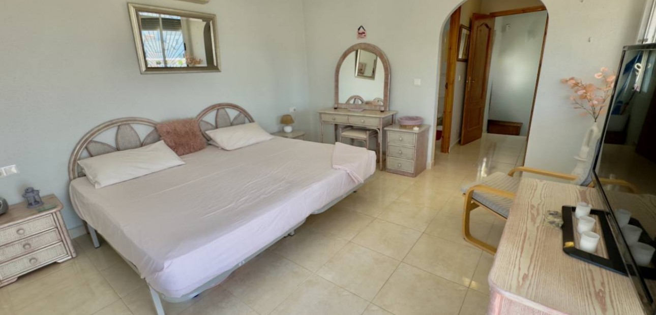 Herverkoop - Villa -
Ciudad Quesada