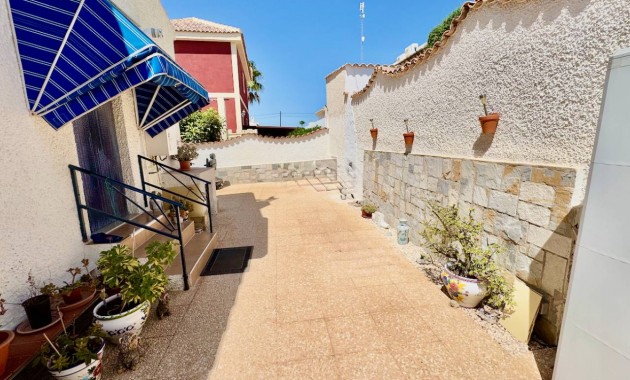 Herverkoop - Villa -
Ciudad Quesada