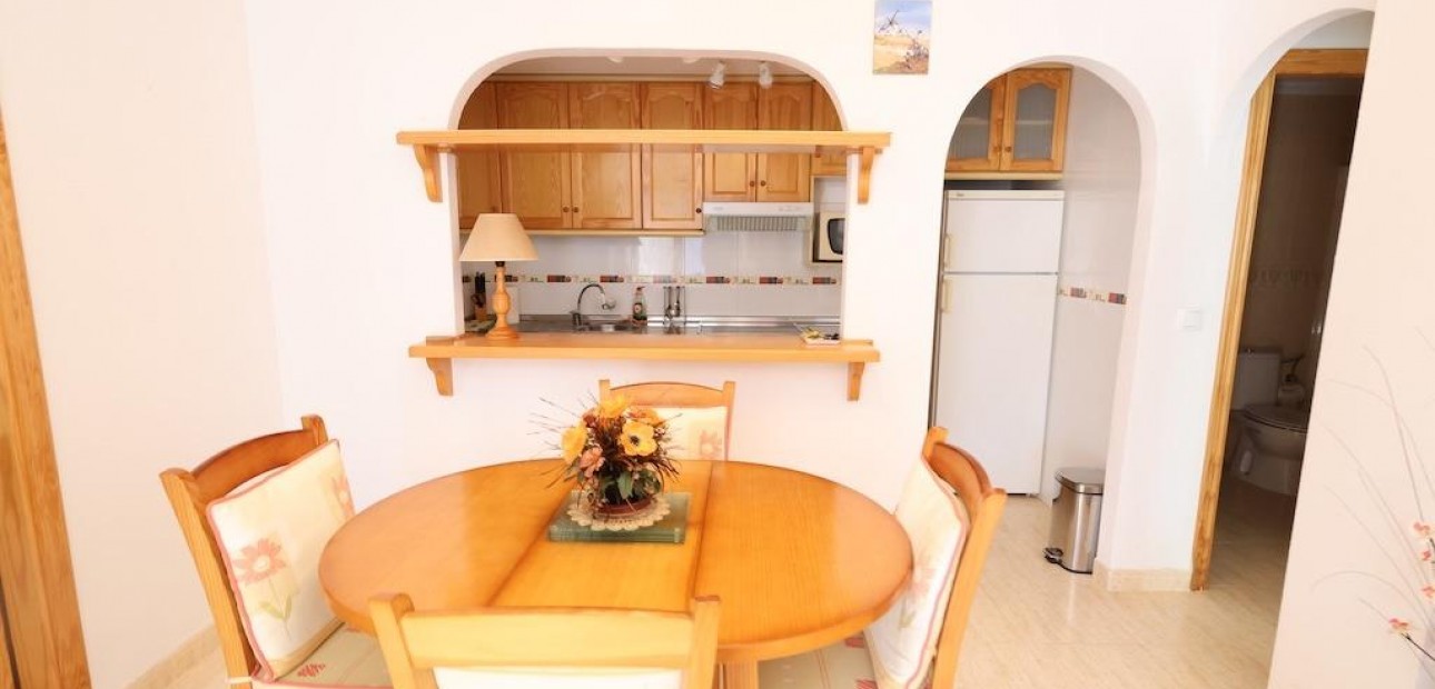 Venta - Bungalow -
Orihuela Costa - Punta Prima