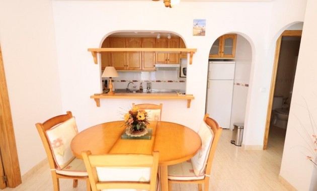 Venta - Bungalow -
Orihuela Costa - Punta Prima
