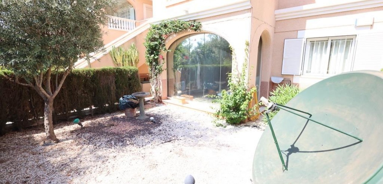 Venta - Bungalow -
Orihuela Costa - Punta Prima