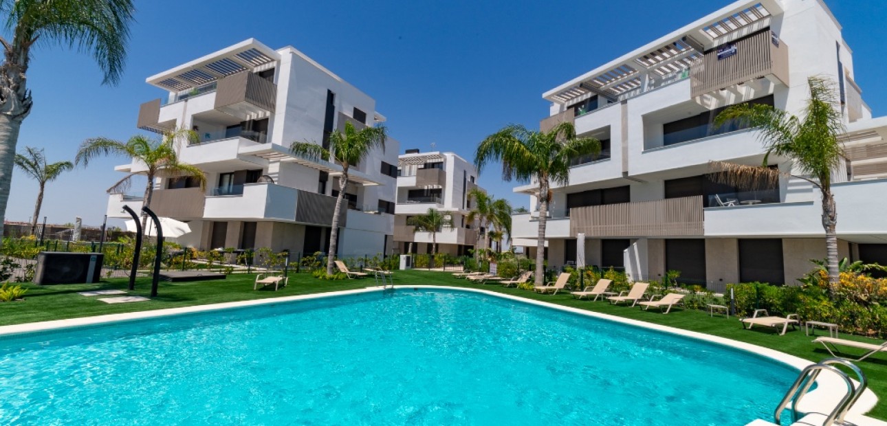 Venta - Apartamento / piso -
Los Alcazares - Santa Rosalía