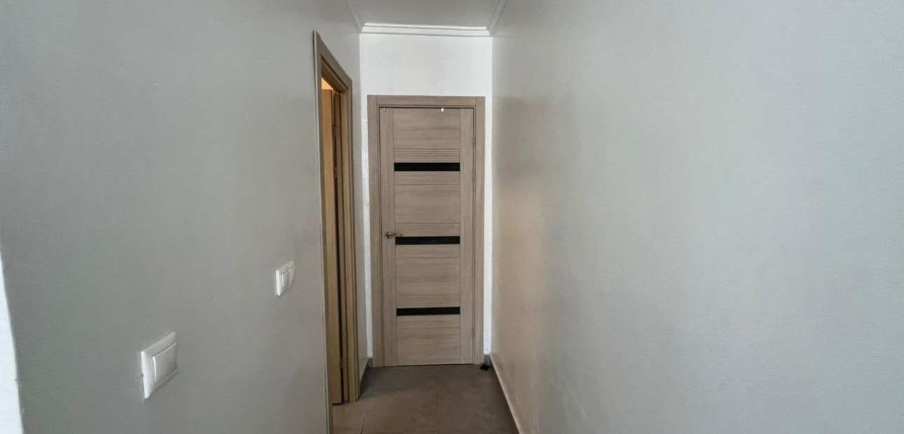 Venta - Bungalow -
Torrevieja - El limonar