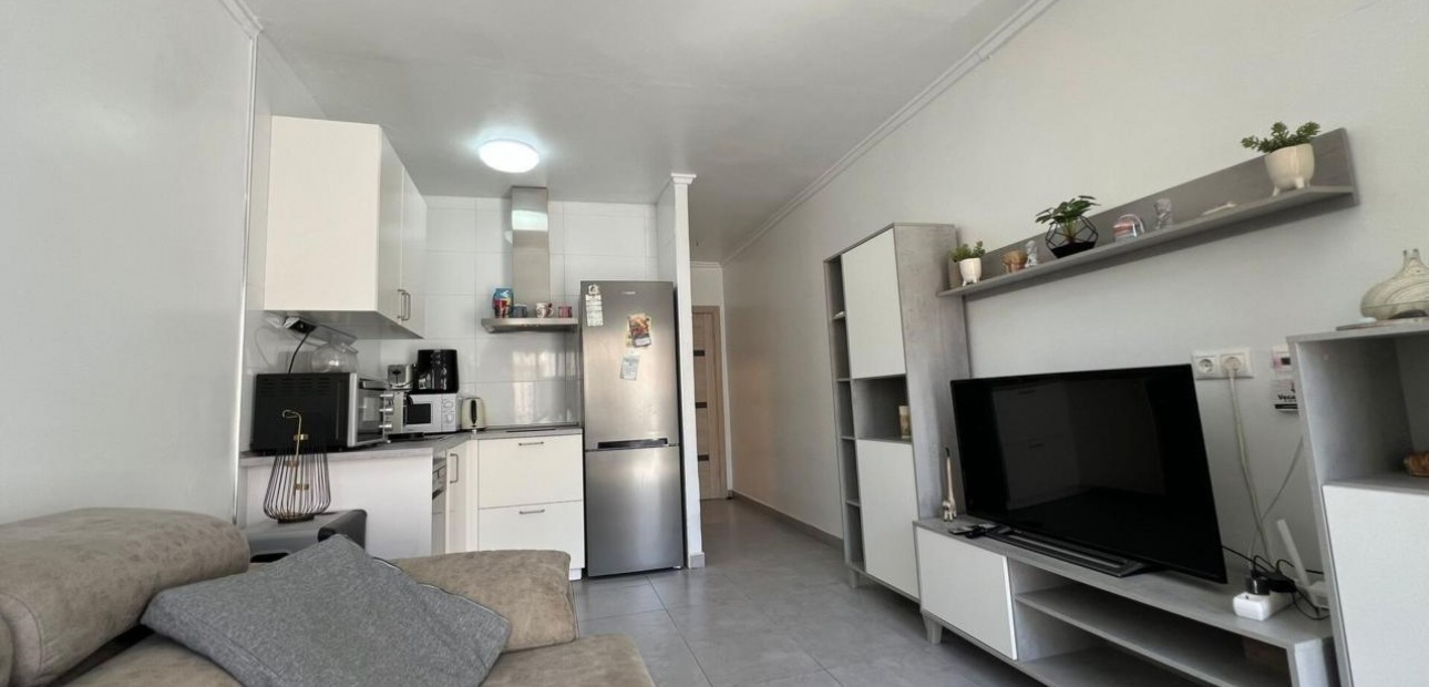 Venta - Bungalow -
Torrevieja - El limonar