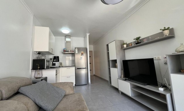 Venta - Bungalow -
Torrevieja - El limonar