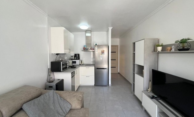 Venta - Bungalow -
Torrevieja - El limonar
