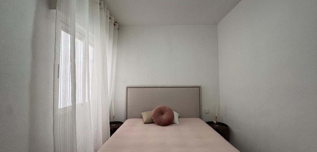 Herverkoop - Appartement / flat -
Torrevieja - torrevieja