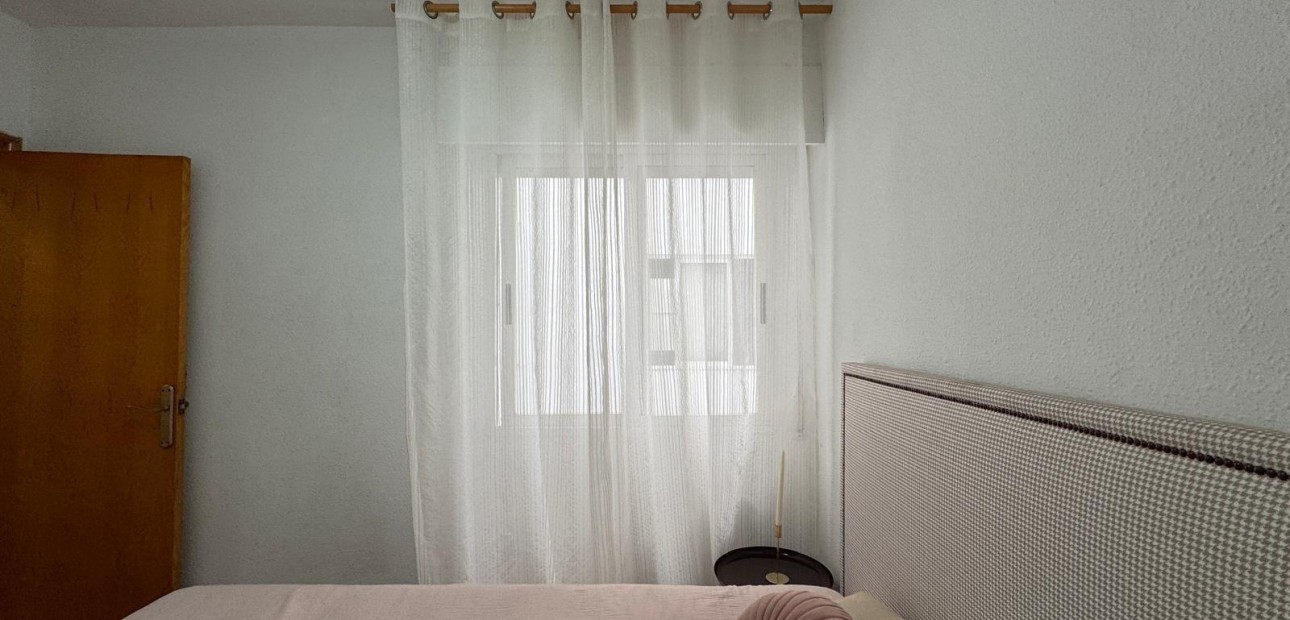 Herverkoop - Appartement / flat -
Torrevieja - torrevieja