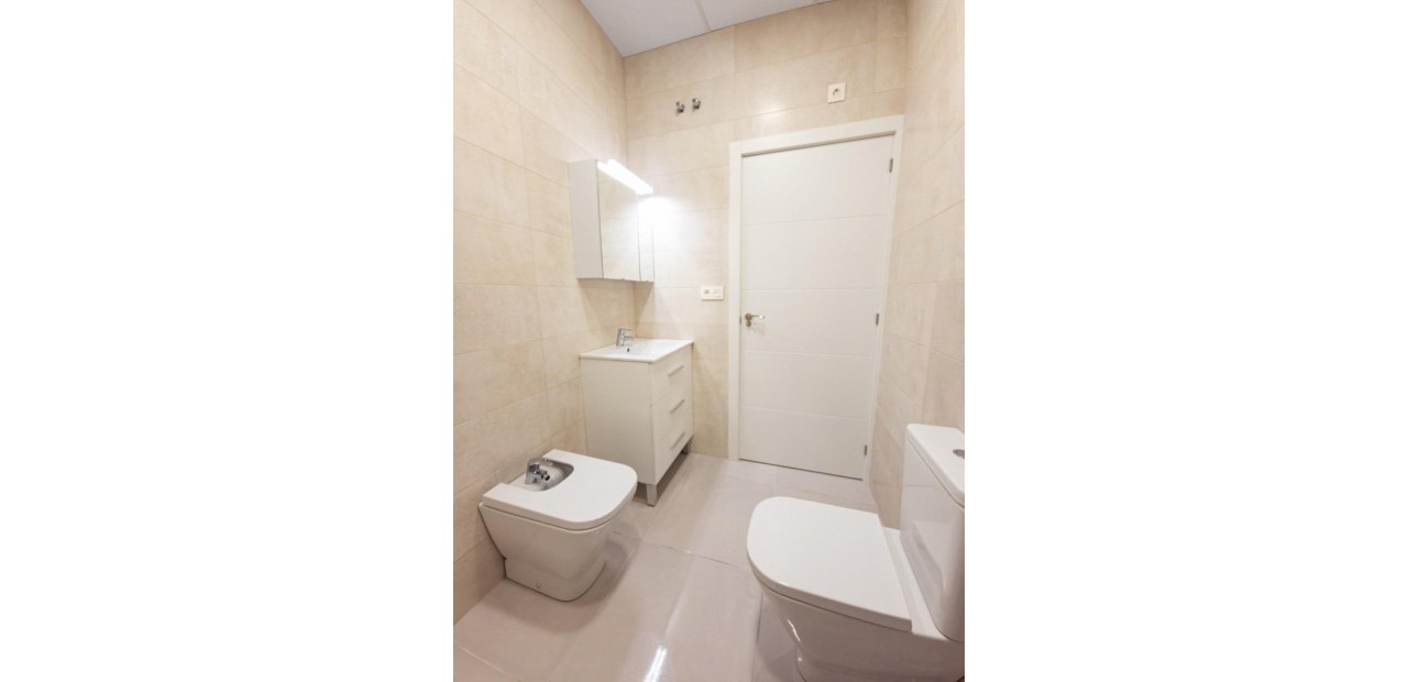 Venta - Apartamento / piso -
Torrevieja - Acequion