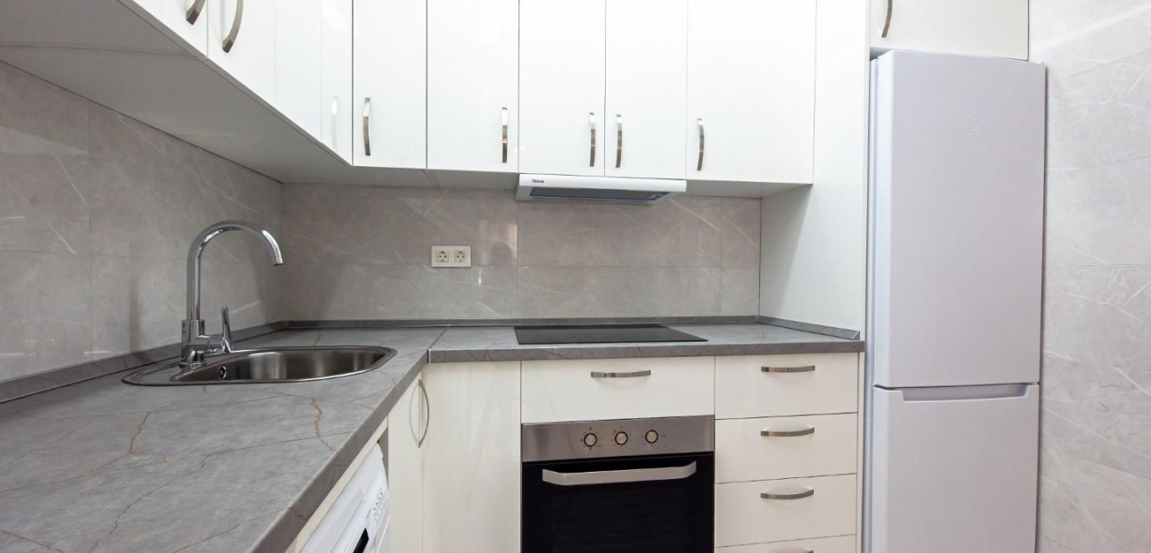 Venta - Apartamento / piso -
Torrevieja - Acequion