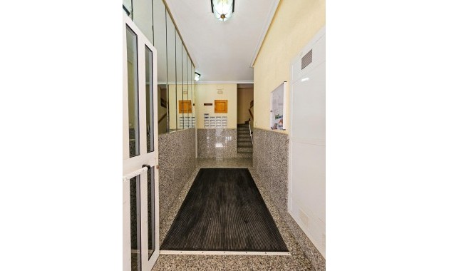 Venta - Apartamento / piso -
Torrevieja - Acequion