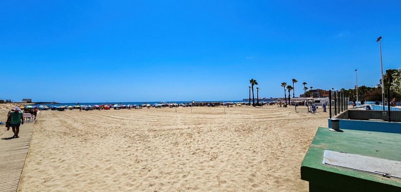 Venta - Apartamento / piso -
Torrevieja - Acequion