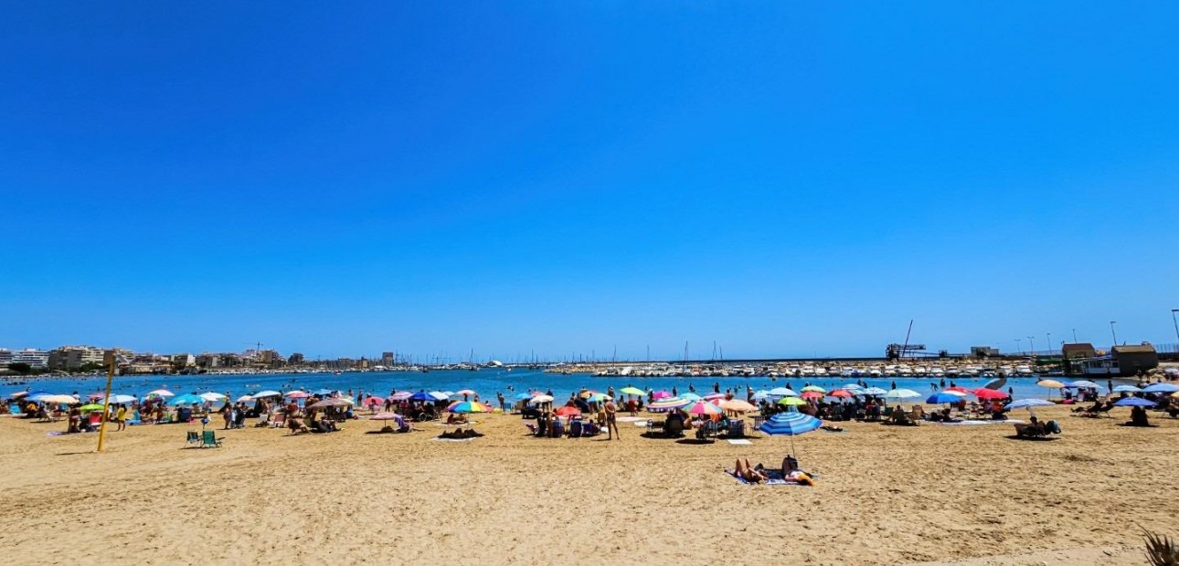 Venta - Apartamento / piso -
Torrevieja - Acequion