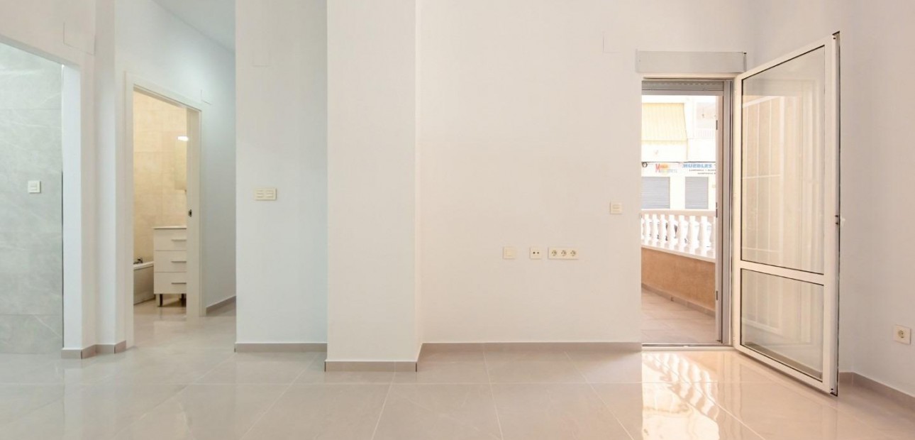 Venta - Apartamento / piso -
Torrevieja - Acequion