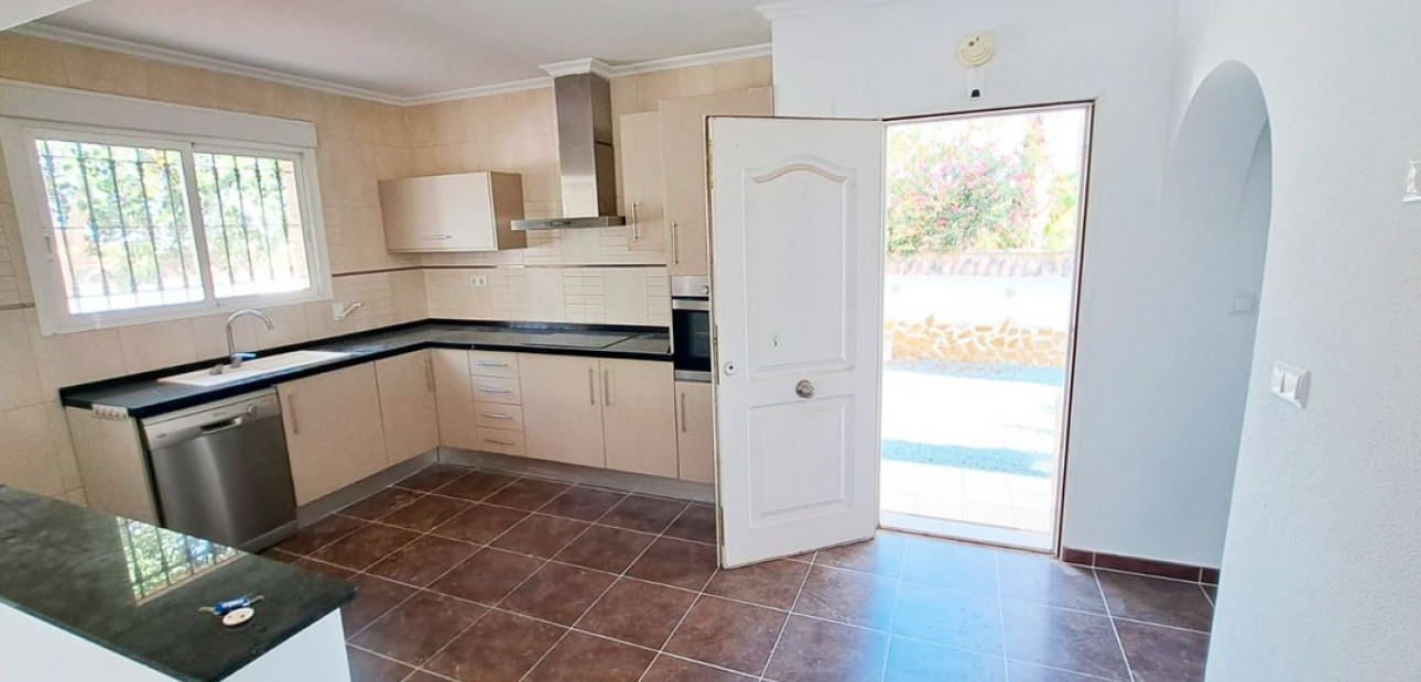 Venta - Country Property -
Catral - Catral - Country