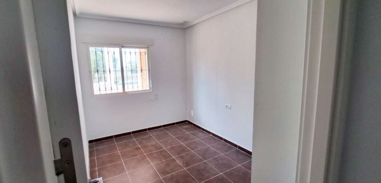 Venta - Country Property -
Catral - Catral - Country