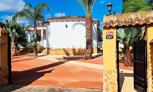 Venta - Country Property -
Catral - Catral - Country