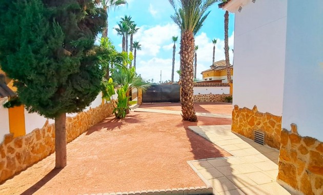Venta - Country Property -
Catral - Catral - Country