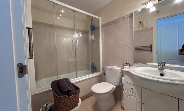 Venta - Apartamento / piso -
Jacarilla