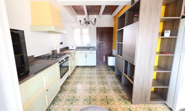 Herverkoop - Villa -
Orihuela Costa - Villamartin