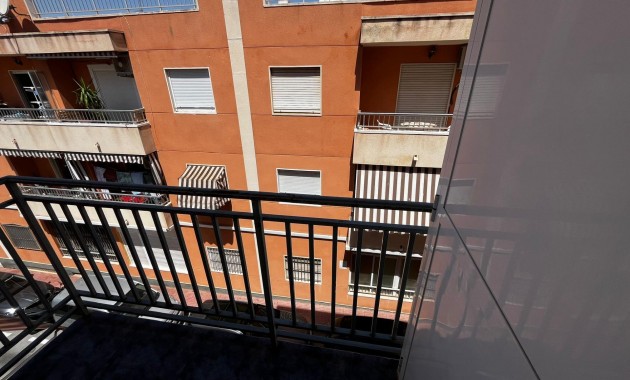 Venta - Apartamento / piso -
Santa Pola - Eroski