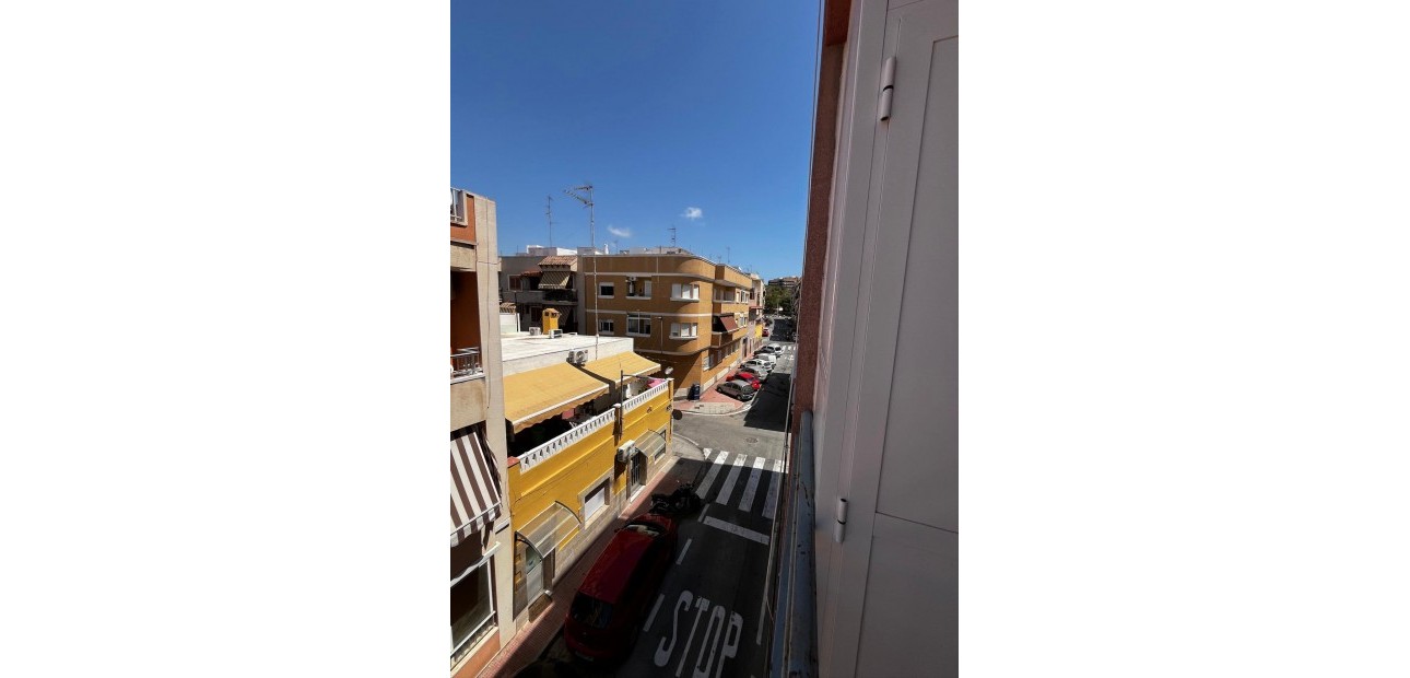 Venta - Apartamento / piso -
Santa Pola - Eroski