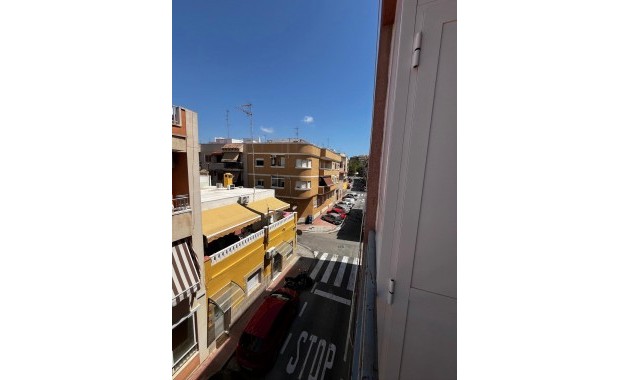 Venta - Apartamento / piso -
Santa Pola - Eroski