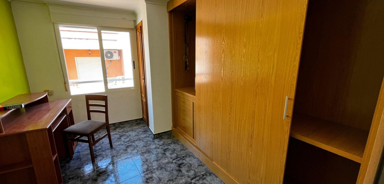 Venta - Apartamento / piso -
Santa Pola - Eroski
