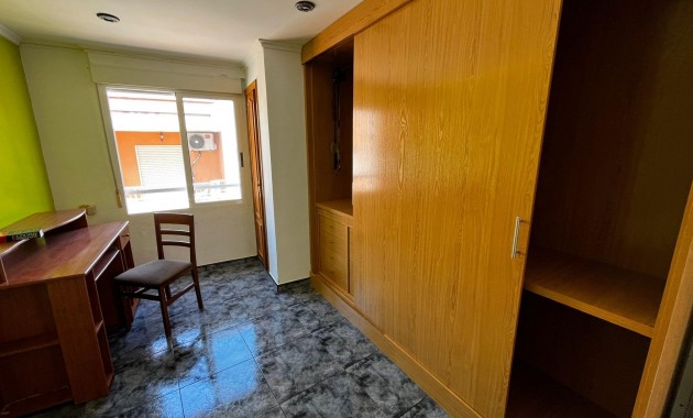 Venta - Apartamento / piso -
Santa Pola - Eroski