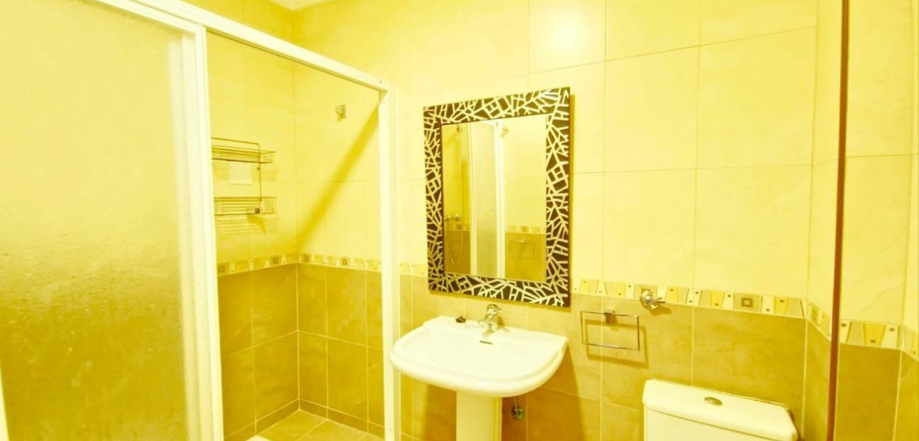 Venta - Apartamento / piso -
Torrevieja - La Mata