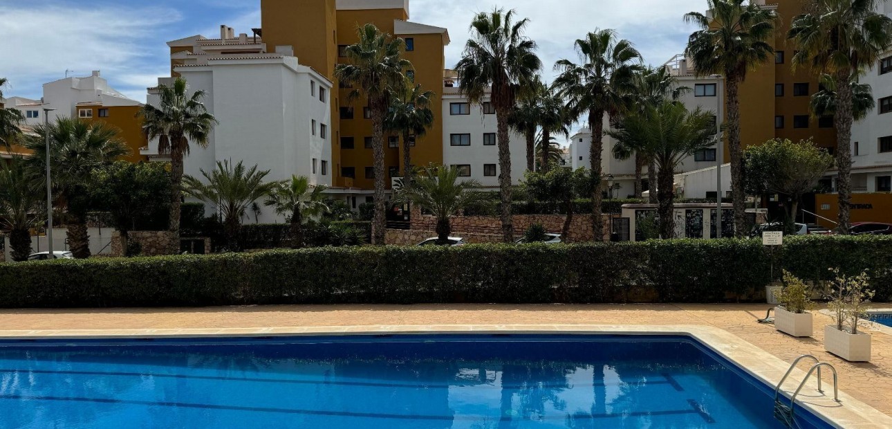 Venta - Apartamento / piso -
Orihuela Costa - Rocio del Mar