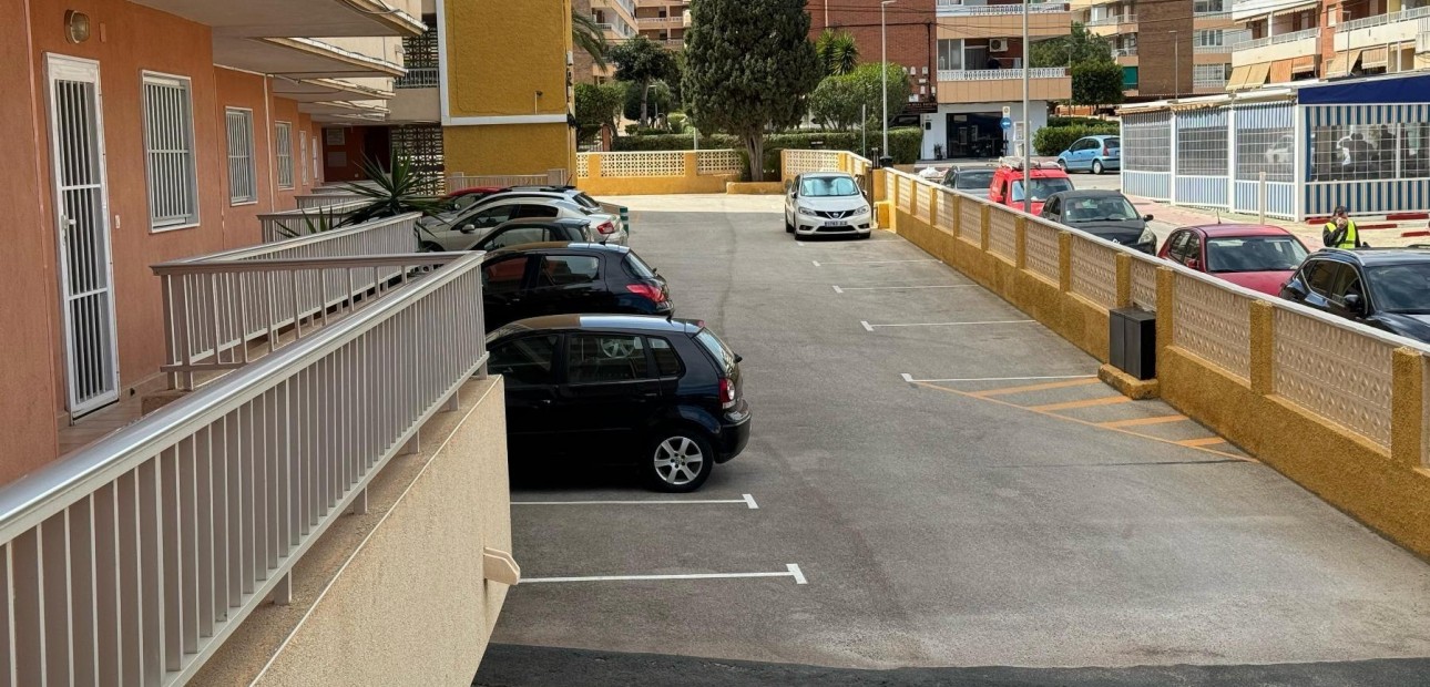 Venta - Apartamento / piso -
Orihuela Costa - Rocio del Mar