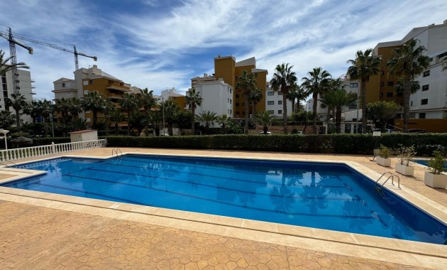 Venta - Apartamento / piso -
Orihuela Costa - Rocio del Mar