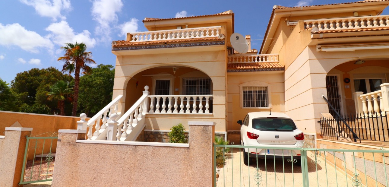 Venta - Adosado -
Benijofar - Monte Azul