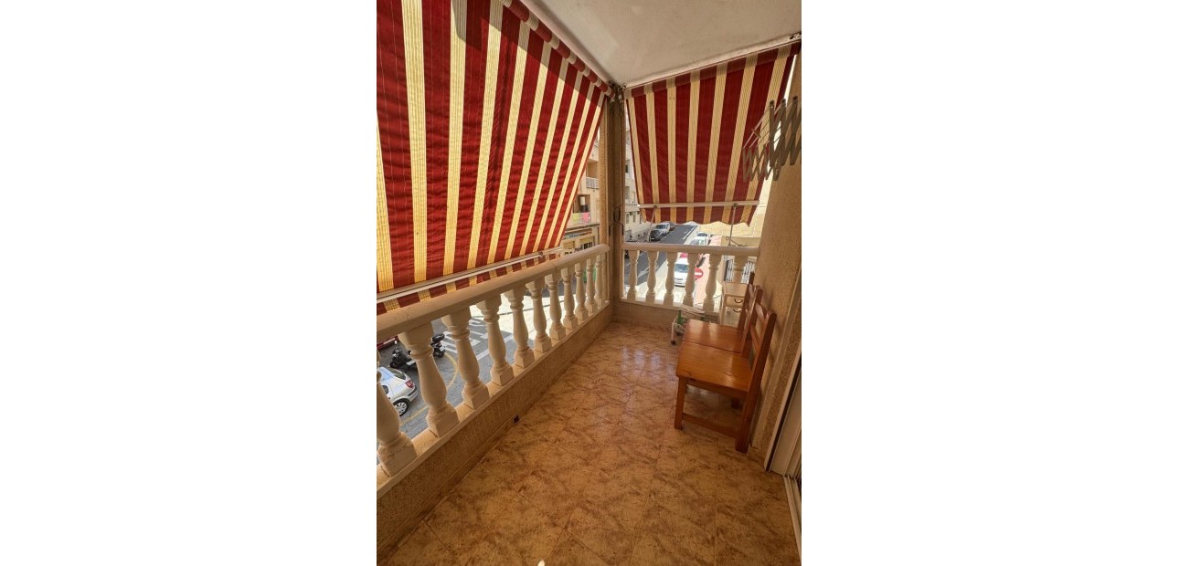 Herverkoop - Appartement / flat -
Torrevieja - torrevieja