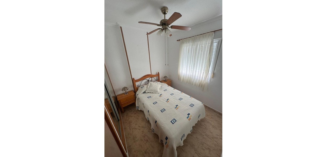 Herverkoop - Appartement / flat -
Torrevieja - torrevieja